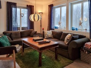 23751445-Ferienhaus-7-Färgelanda-300x225-3