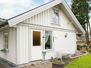 22396715-Ferienhaus-5-Falkenberg-300x225-3