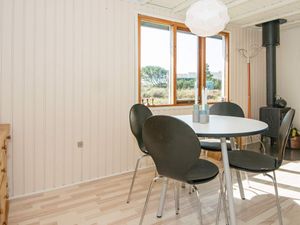 18083026-Ferienhaus-4-Fanø-300x225-5