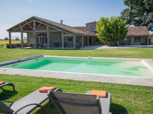 23896750-Ferienhaus-13-Fargues-sur-Ourbise-300x225-3