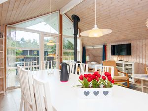 501032-Ferienhaus-10-Fårvang-300x225-5