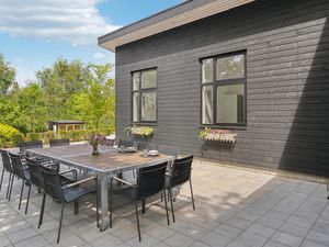 23759954-Ferienhaus-12-Fårvang-300x225-1