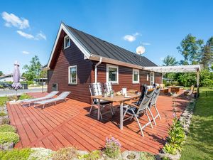 23751392-Ferienhaus-7-Fårvang-300x225-1