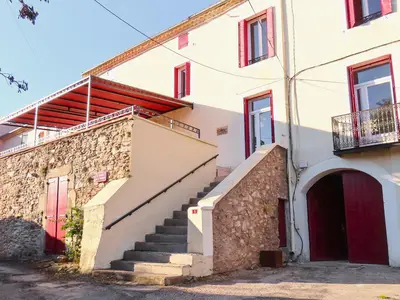 house house