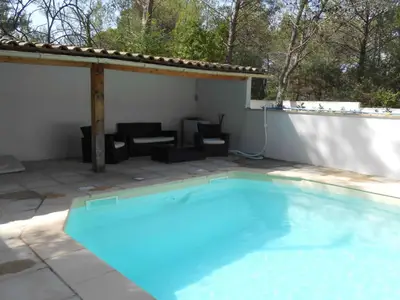 PoolOfHouse