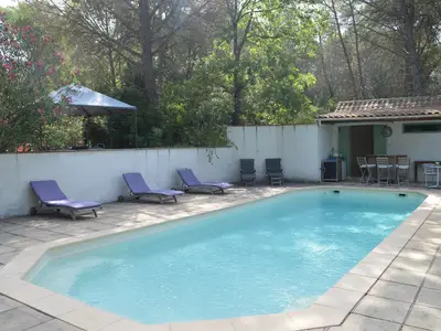 PoolOfHouse