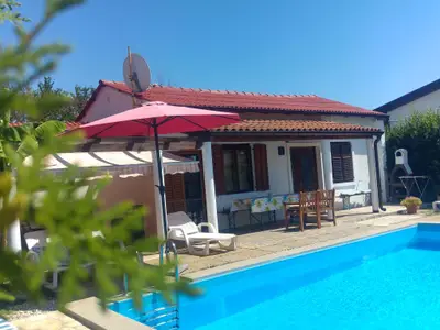 Ferienhaus für 6 Personen (85 m²) in Valbandon 9/10