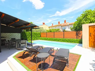 Ferienhaus für 7 Personen (120 m²) in Valbandon 1/10