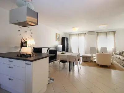 Ferienhaus für 6 Personen (100 m²) in Valbandon 8/10