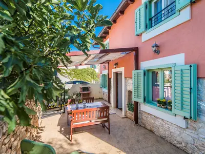 Ferienhaus für 4 Personen (72 m²) in Valbandon 1/10