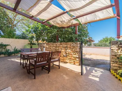 Ferienhaus für 4 Personen (72 m²) in Valbandon 8/10