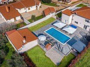 23978510-Ferienhaus-12-Fažana-300x225-4