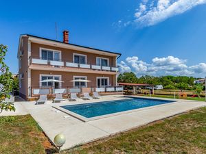 Ferienhaus für 10 Personen (240 m&sup2;) in Fažana