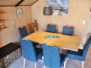 23658876-Ferienhaus-6-Fehmarn-300x225-3