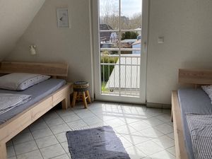 23955267-Ferienhaus-4-Fehmarn-300x225-3