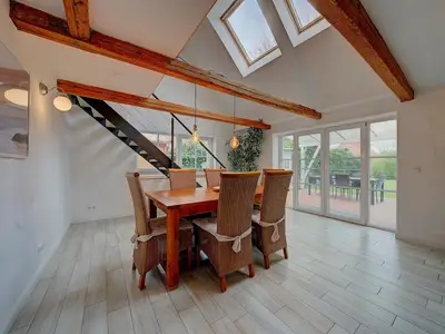 DiningRoom