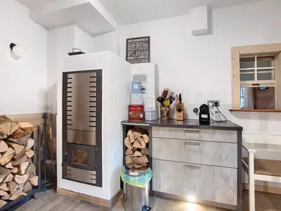 KITCHEN, INSIDE