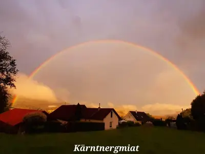 Unter dem Regenbogen ist das
