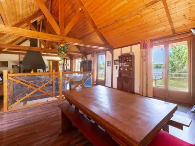 DiningRoom