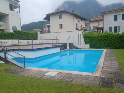 PoolOfHouse