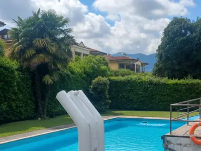 PoolOfHouse
