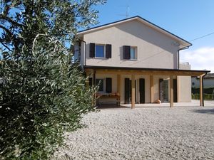 24035729-Ferienhaus-5-Fermo-300x225-3