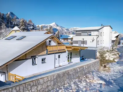 Außenseite Ferienhaus [Winter]