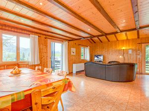 23948567-Ferienhaus-6-Fiesch-300x225-4