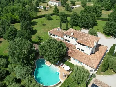 pool