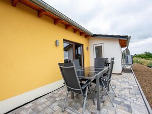 23444783-Ferienhaus-6-Filz-300x225-1