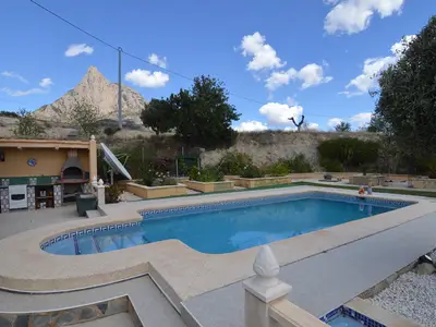 PoolOfHouse