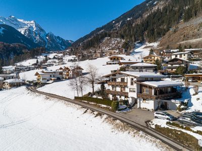 Außenseite Ferienhaus [Winter]