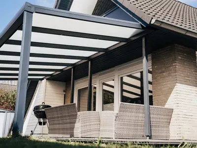 Terrasse mit Gartengrill