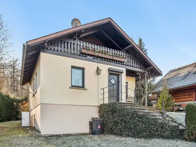 Außenseite Ferienhaus [Winter]