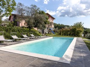 Ferienhaus für 16 Personen (250 m²) in Fivizzano