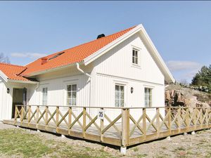 Ferienhaus für 10 Personen (125 m²) ab 84 € in Fjällbacka