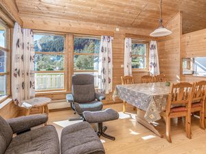 23731259-Ferienhaus-6-Fjærland-300x225-2