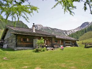 Ferienhaus für 4 Personen in Flachau