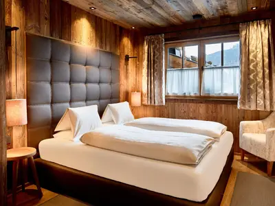 Doppelbett (90x200, offenes Fußende) mit Badezimmer en suite
