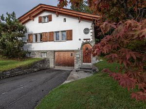 21745509-Ferienhaus-4-Flims-300x225-3