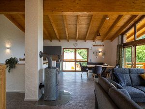 23680563-Ferienhaus-4-Flörsbachtal-300x225-4