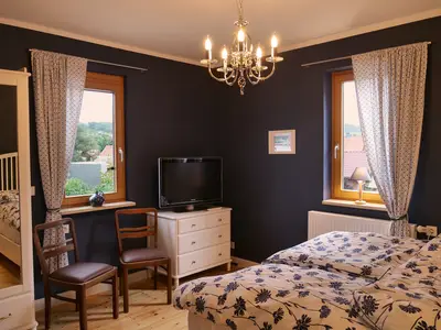 2. Schlafzimmer OG