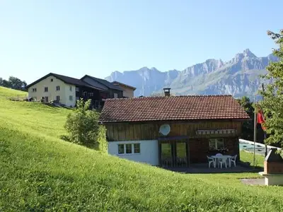 Ferienhaus mit Blick auf Haus der Eigentümer