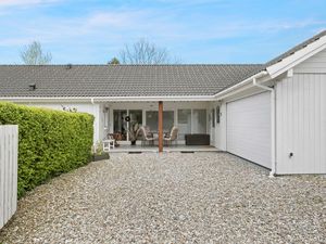 24003424-Ferienhaus-6-Føllenslev-300x225-1