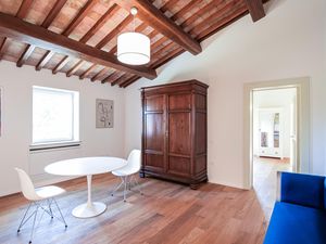 24043988-Ferienhaus-6-Foligno-300x225-5