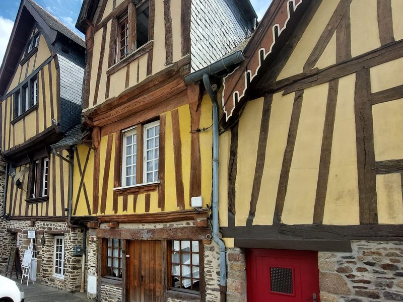 24045990-Ferienhaus-8-Fougères-800x600-1