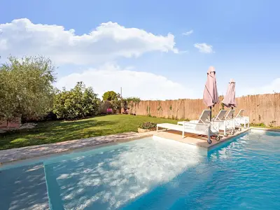 PoolOfHouse