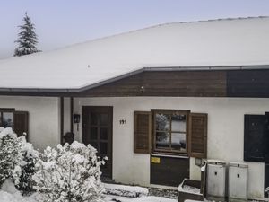 23858142-Ferienhaus-4-Frankenau-300x225-3