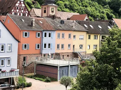 Ferienhaus "Blaues Häuschen - knapp am Main"