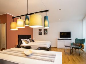 23981714-Ferienhaus-2-Friedrichshafen-300x225-3